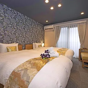 3* Aparthotel Sakura Nijo Seasons