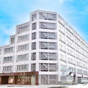 Universal Karasuma *** 京都市